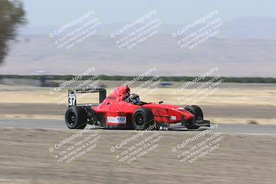 media/Jun-02-2024-CalClub SCCA (Sun) [[05fc656a50]]/Group 6/Qualifying/